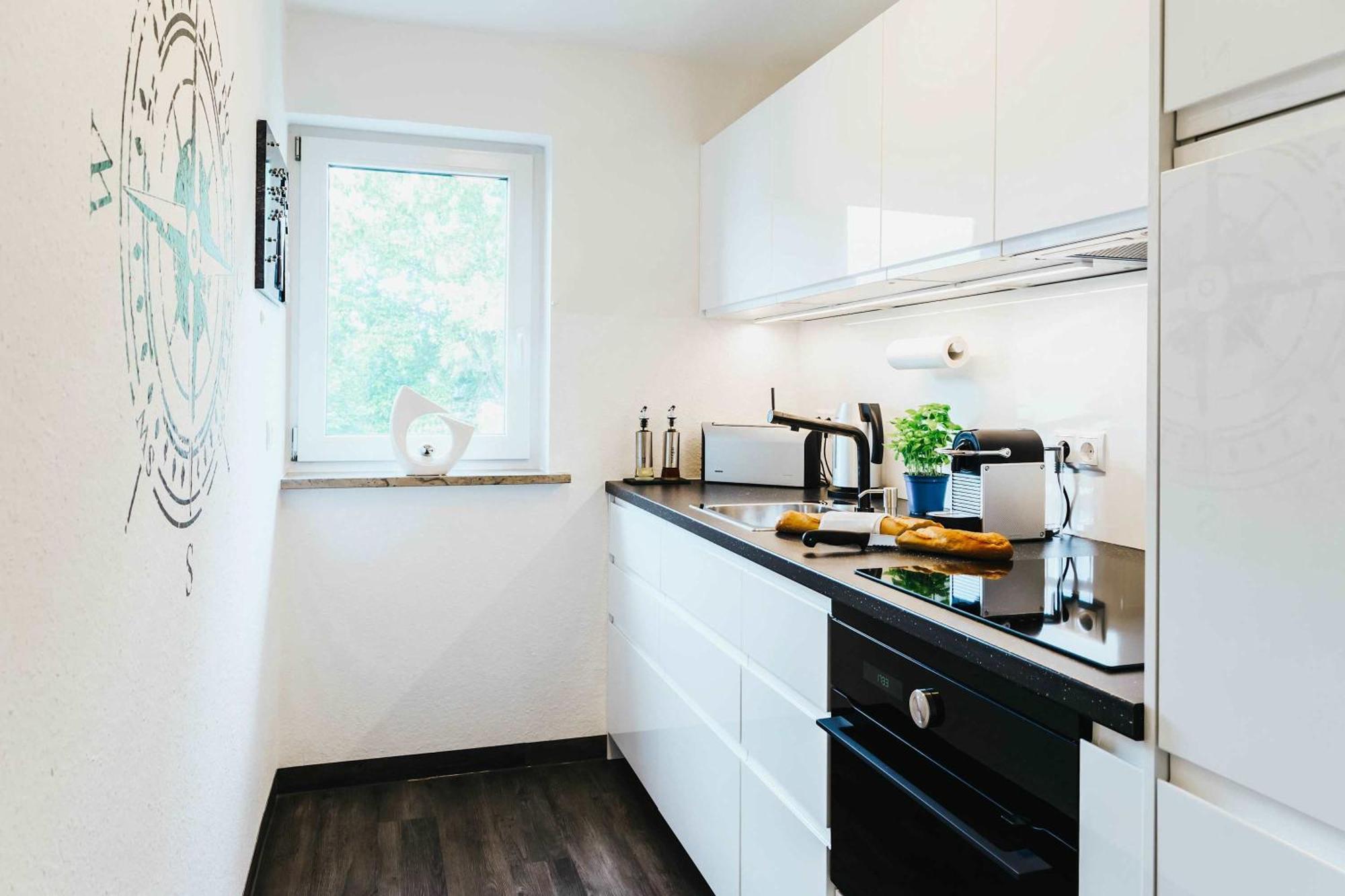Relax Apartment Black & White ฟรีดริชส์ฮาเฟน ภายนอก รูปภาพ